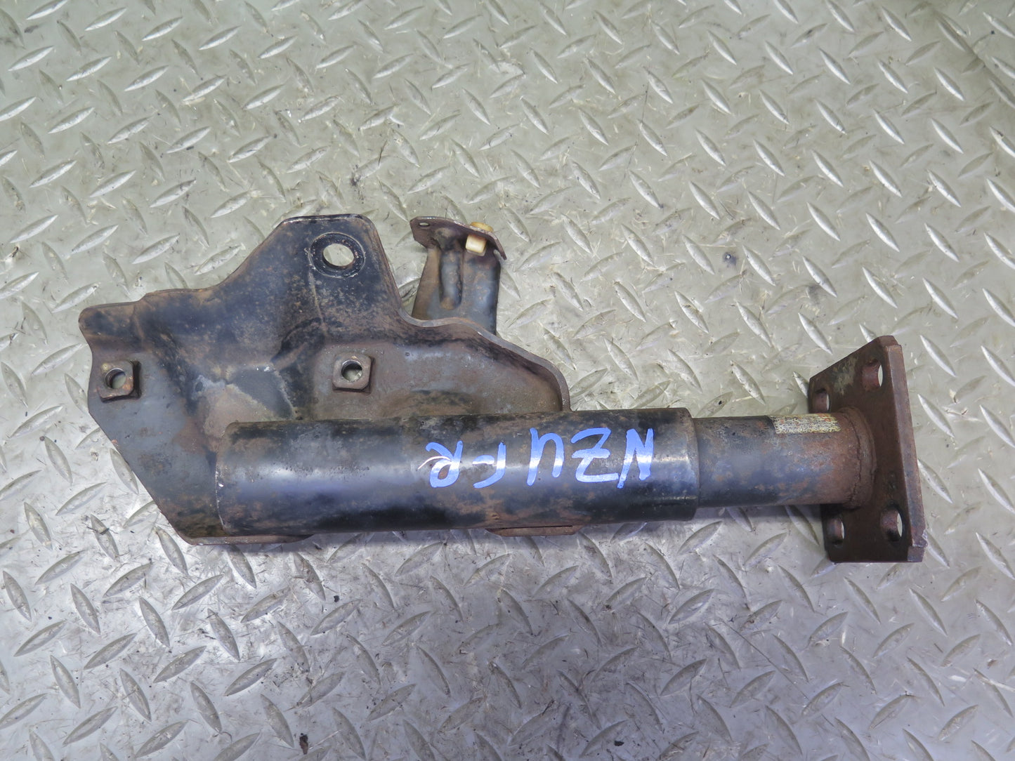 84-86 Nissan Z31 300ZX 2+0 Front Left & Right Bumper Reinforcement Shock Set OEM