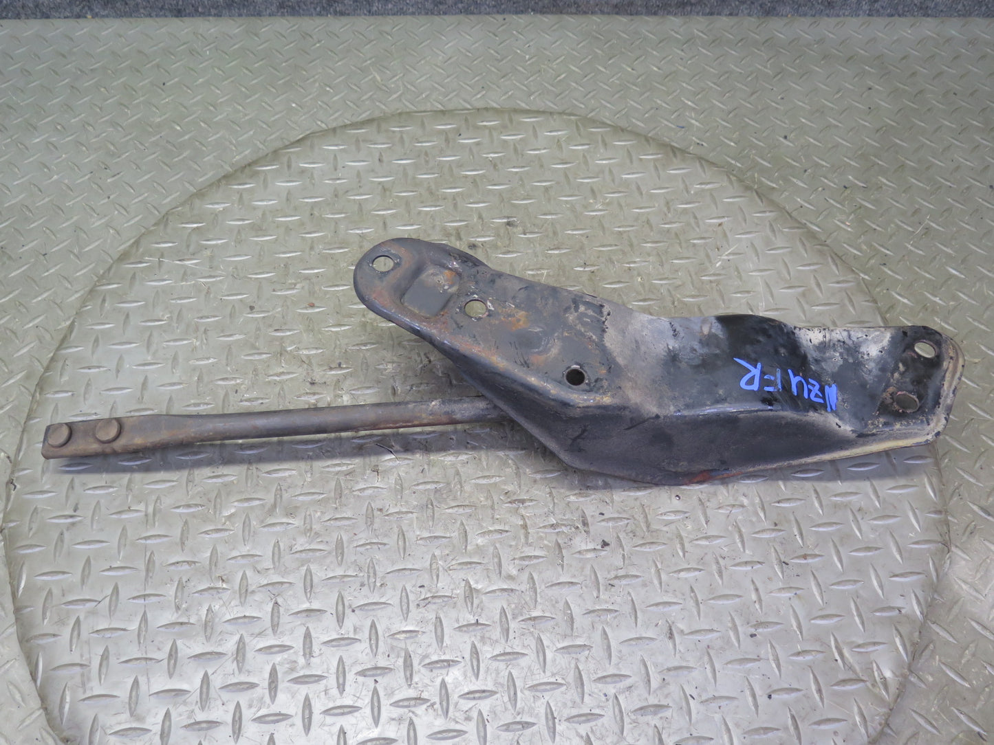 84-86 Nissan Z31 300ZX Front Right Lower Control Arm & Torsion Bar Set OEM