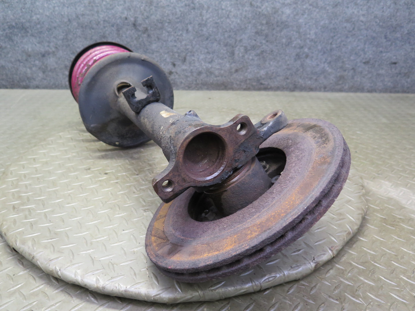 84-86 Nissan Z31 300ZX NON Turbo Front Left Shock Absorber Wheel Hub OEM