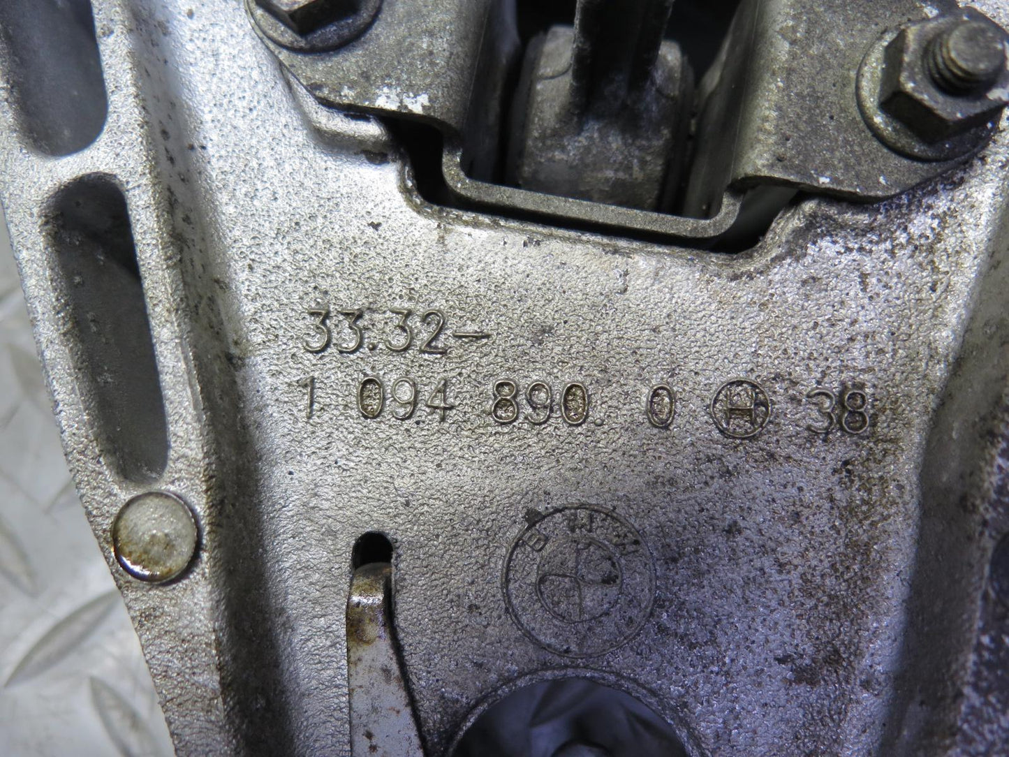 01-06 BMW E46 330ci RWD Set of 2 Rear Right Upper & Lower Control Arm 116K OEM