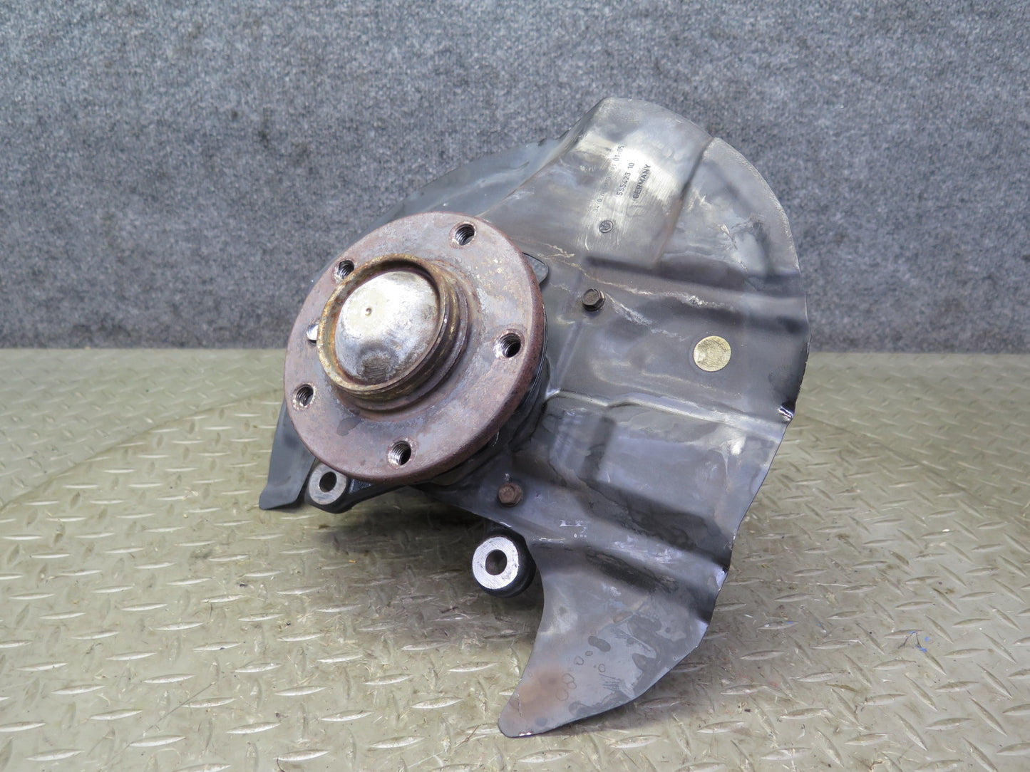 02-06 BMW E46 330i 330ci RWD Front Right Spindle Knuckle Wheel Hub Bearing OEM