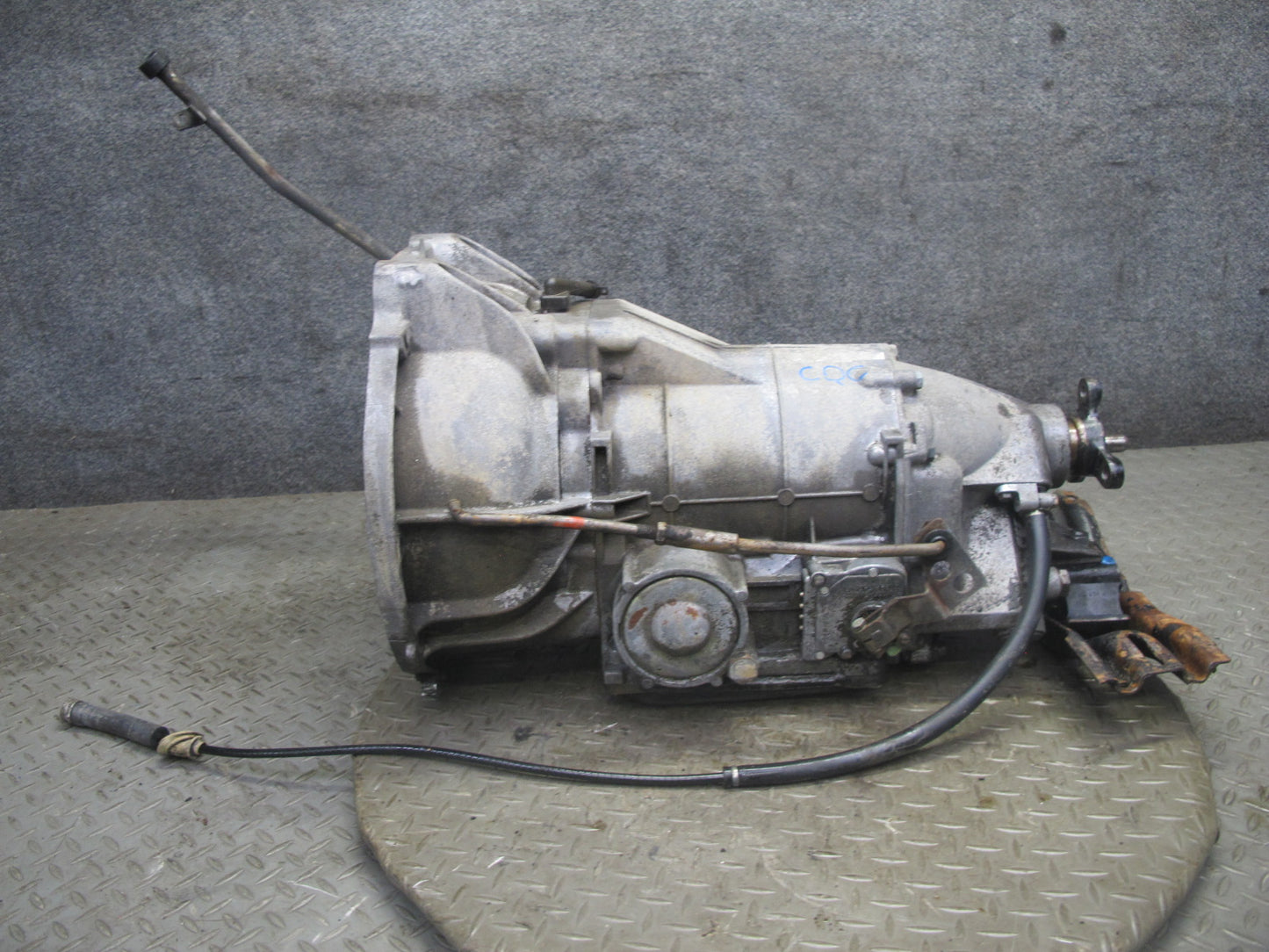 75-76 Mercedes W115 300D 4-SPEED A/T Automatic Transmission Only 14K Miles OEM