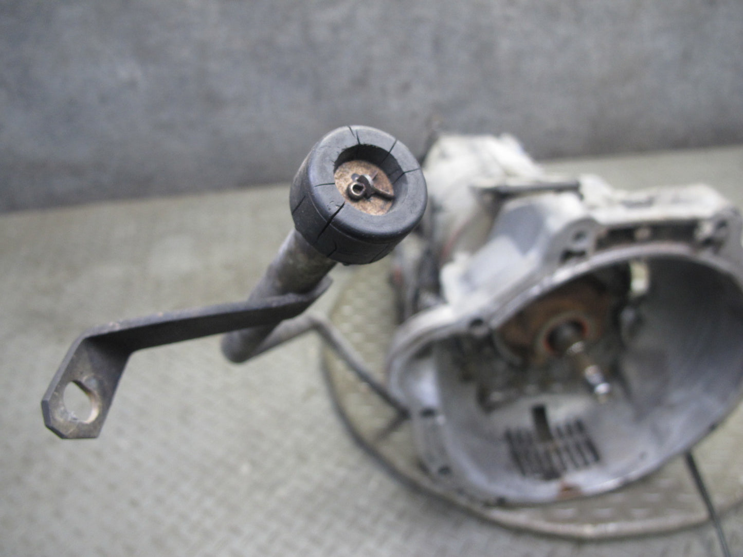 75-76 Mercedes W115 300D 4-SPEED A/T Automatic Transmission Only 14K Miles OEM