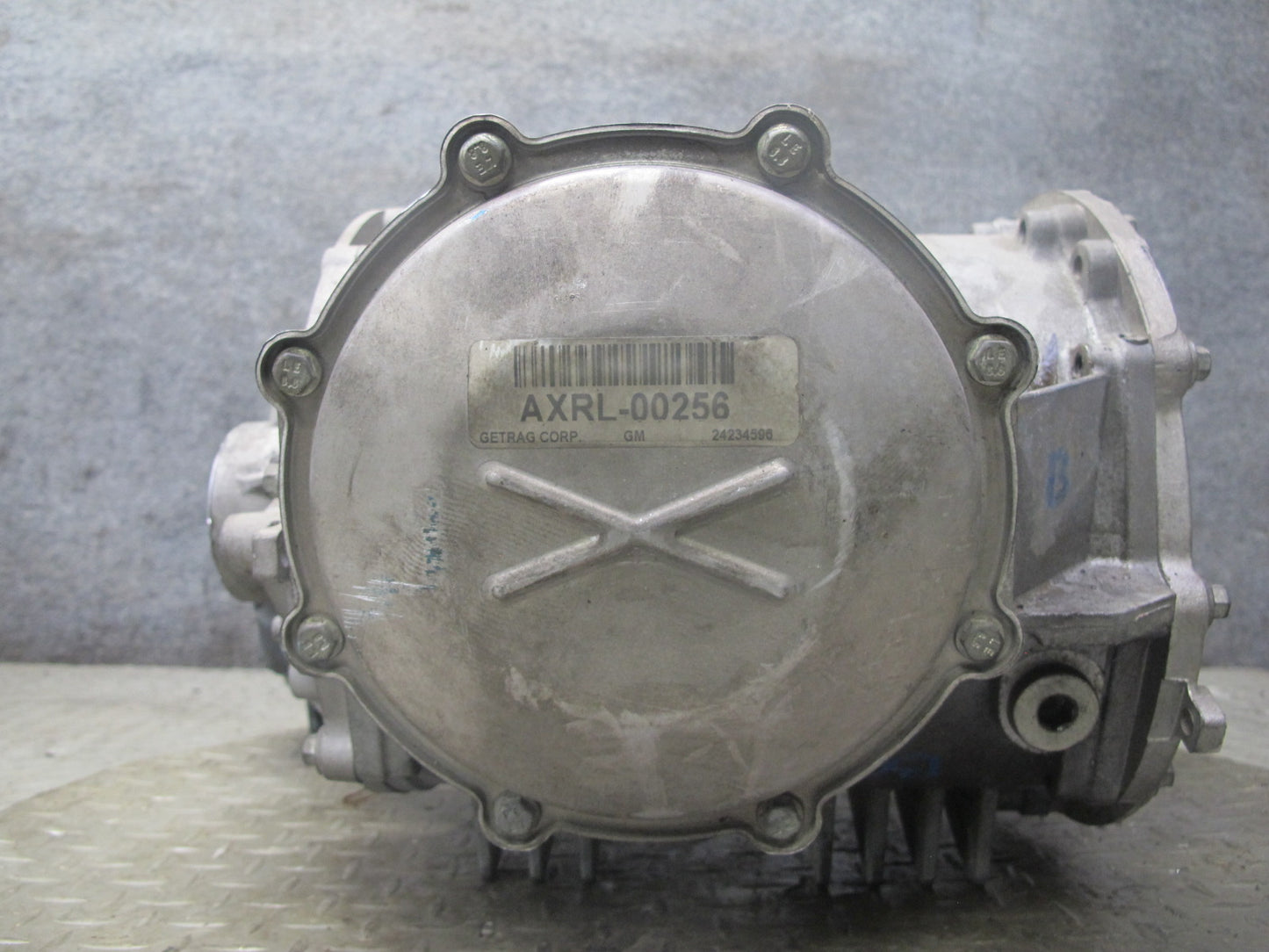 2004-2006 Cadillac XLR 4.6L Rear Differential Axle Carrier Assembly 2.93 Ratio
