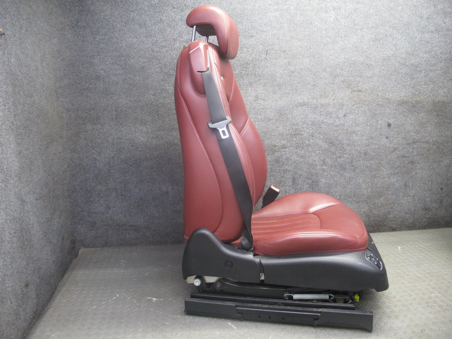 03-08 Mercedes R230 SL55 AMG Set of 2 Front Sport Leather Heat Massage Seat OEM