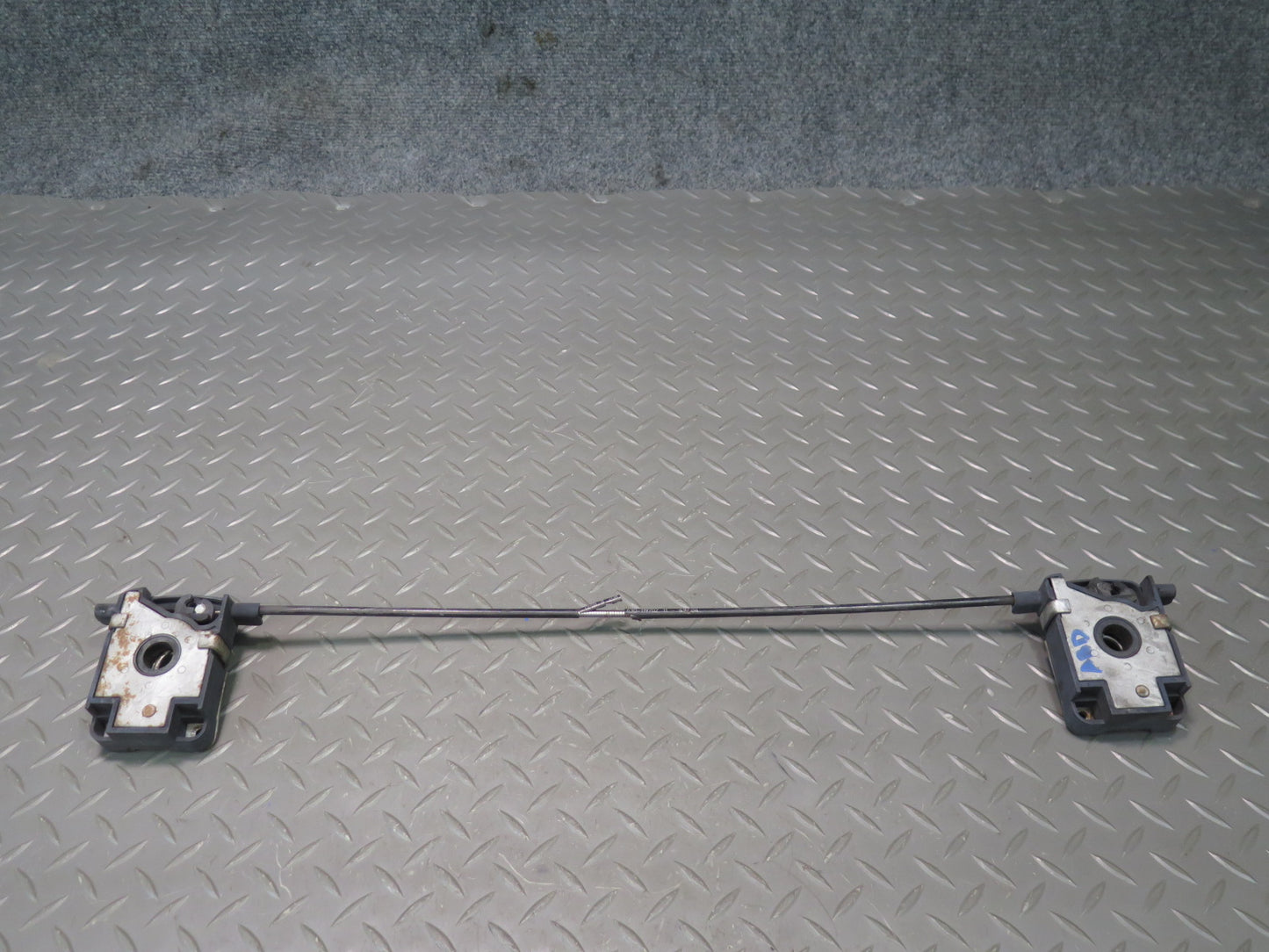 01-06 BMW E46 330ci Hood Bonnet Release Lock Latch Actuator Assembly OEM