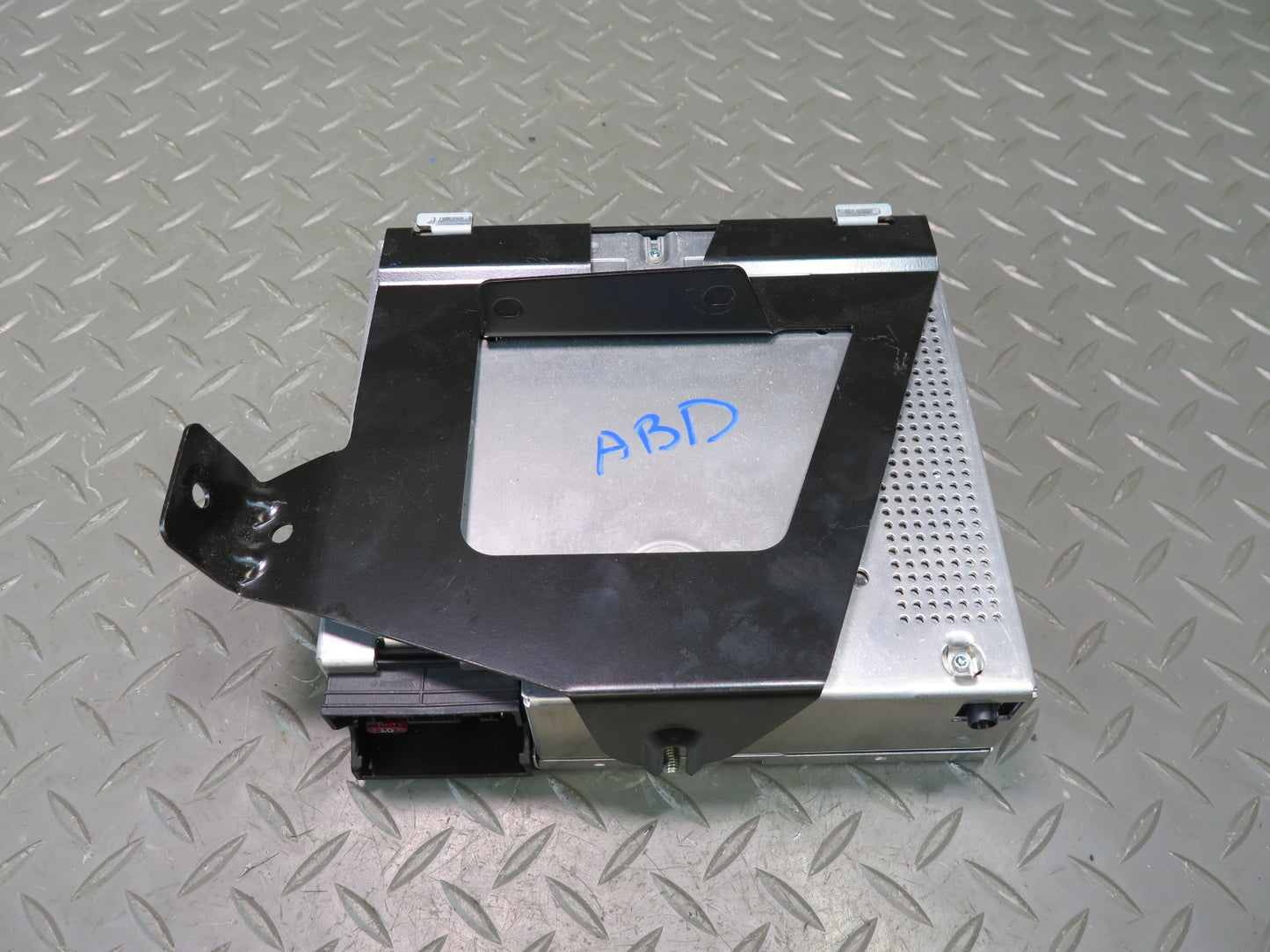02-06 BMW E46 330ci GPS Navigation Radio Receiver Control Module Unit OEM