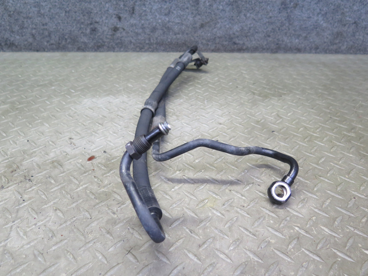 01-06 BMW E46 330ci Set of 2 Power Steering Hose Pipe Line OEM