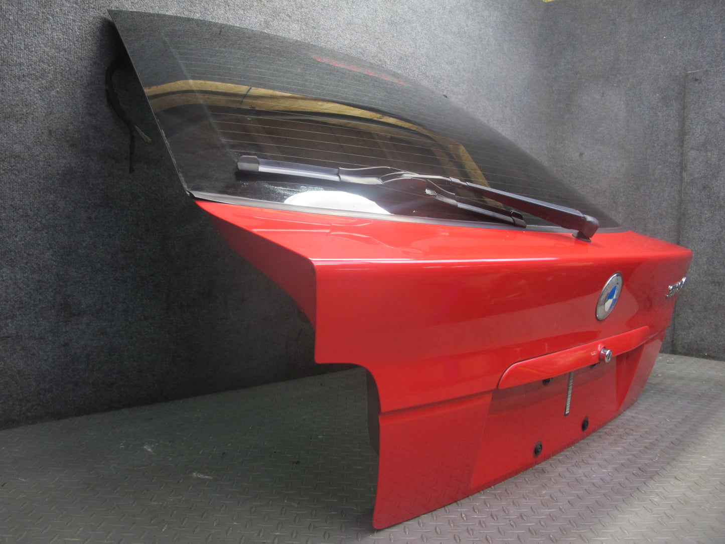 95-99 BMW E36 318ti Compact Rear Trunk Lid Tailgate Liftgate w Glass OEM