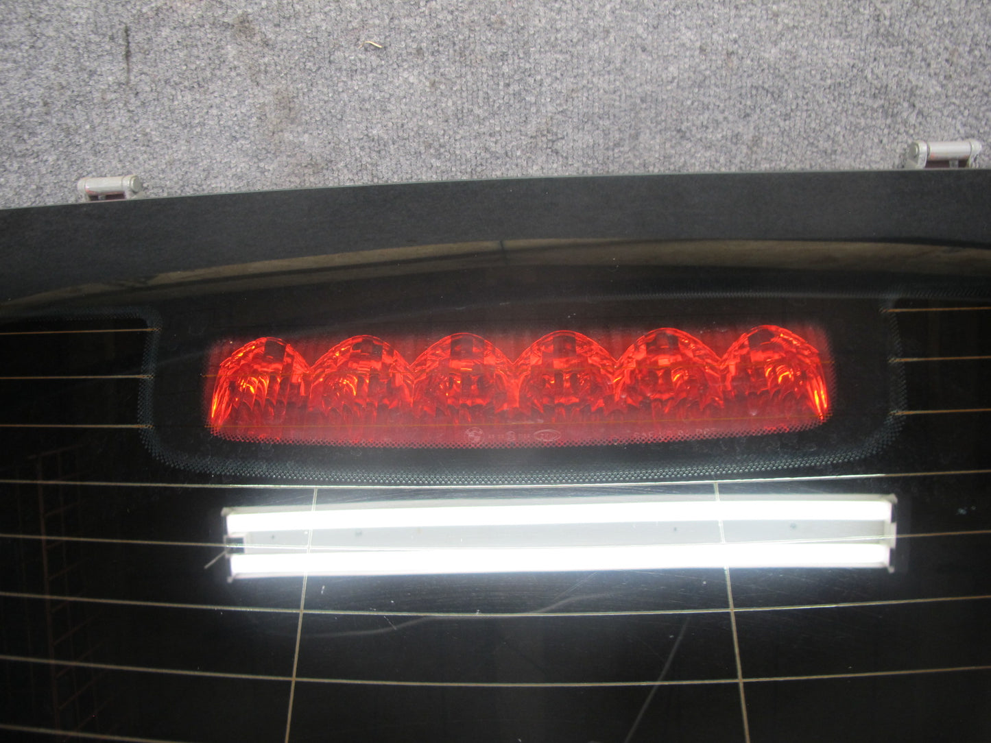 95-99 BMW E36 318ti Compact Rear Trunk Lid Tailgate Liftgate w Glass OEM