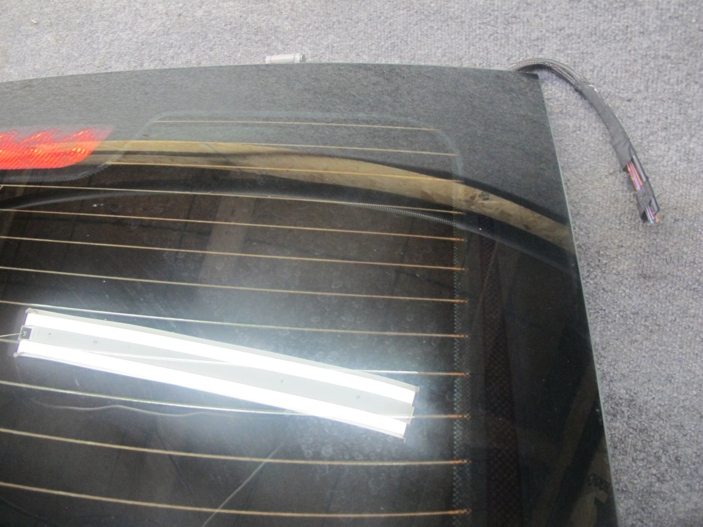 95-99 BMW E36 318ti Compact Rear Trunk Lid Tailgate Liftgate w Glass OEM