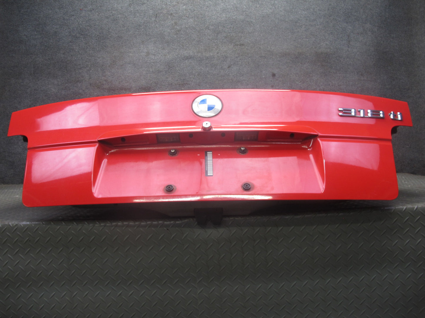 95-99 BMW E36 318ti Compact Rear Trunk Lid Tailgate Liftgate w Glass OEM