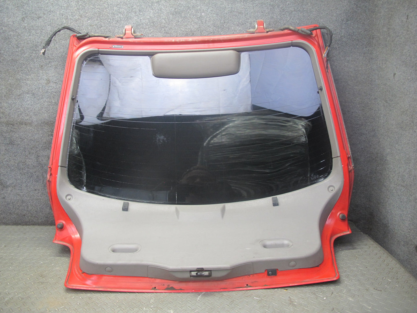 95-99 BMW E36 318ti Compact Rear Trunk Lid Tailgate Liftgate w Glass OEM