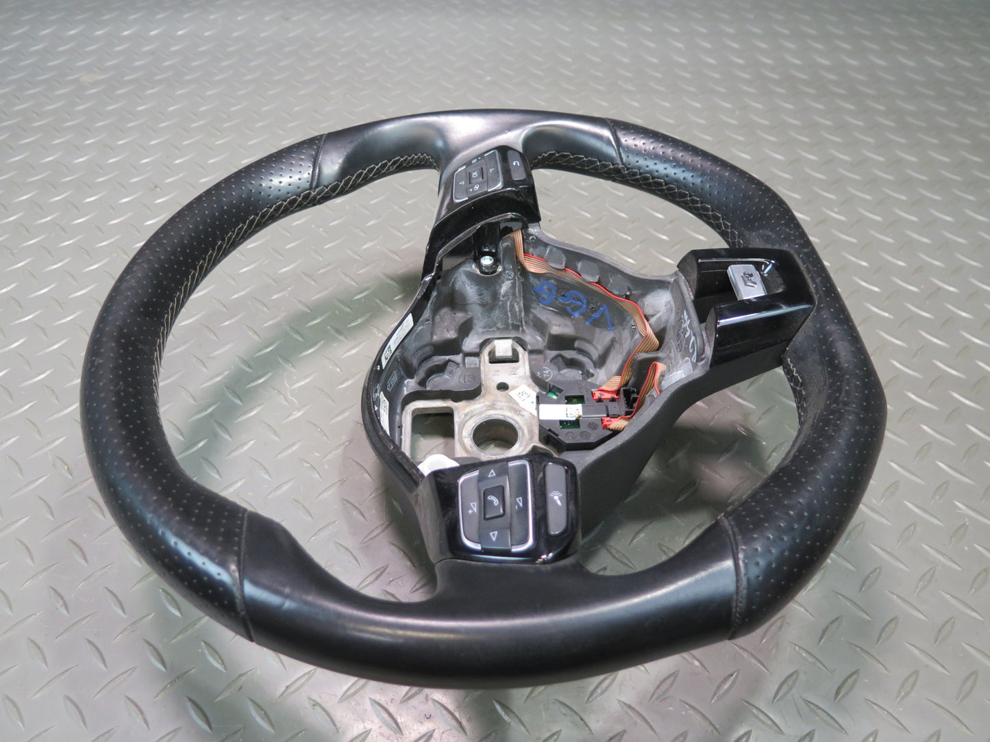 12-13 VW Golf MK6 R Sport Leather Steering Black w Controls 5K0419091ARASZ OEM