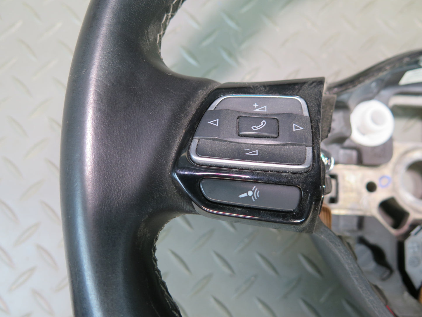 12-13 VW Golf MK6 R Sport Leather Steering Black w Controls 5K0419091ARASZ OEM