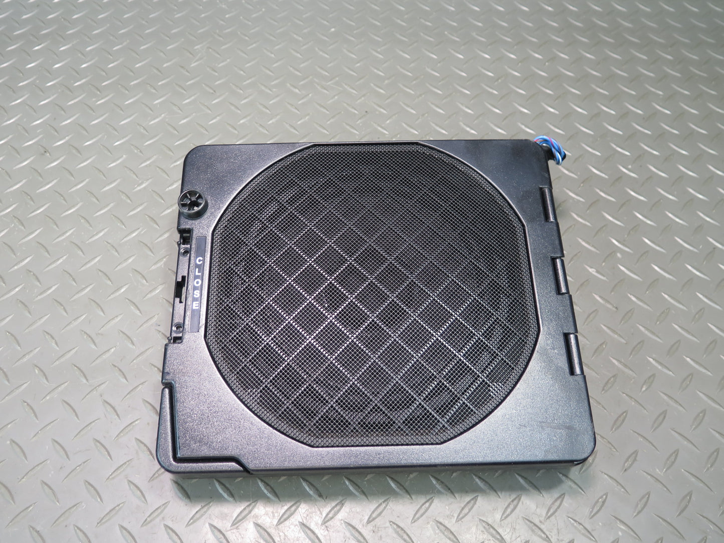 01-06 BMW E46 330ci Convertible Rear Subwoofer Speaker w Cover OEM