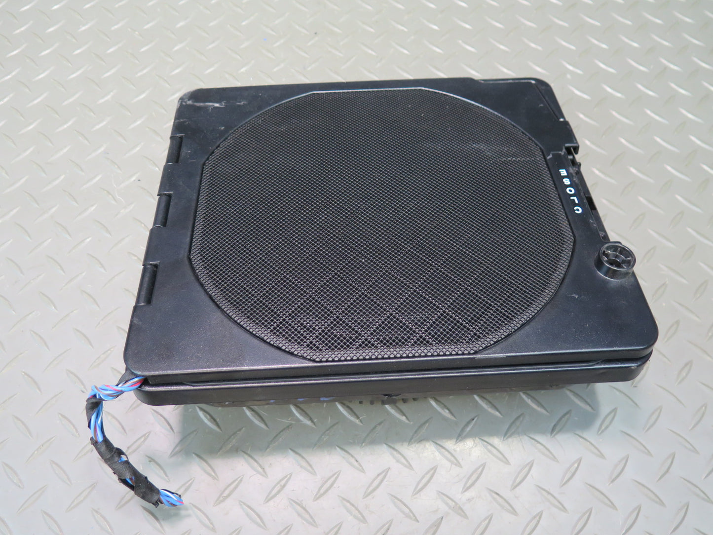 01-06 BMW E46 330ci Convertible Rear Subwoofer Speaker w Cover OEM