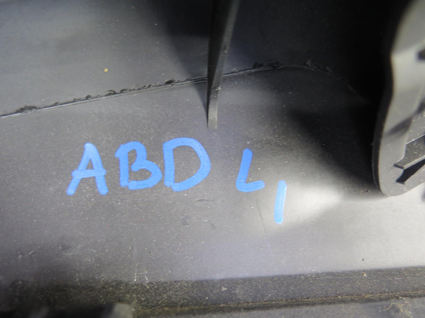 04-06 BMW E46 330ci Convertible Rear Left & Right Lateral Trim Cover Set OEM