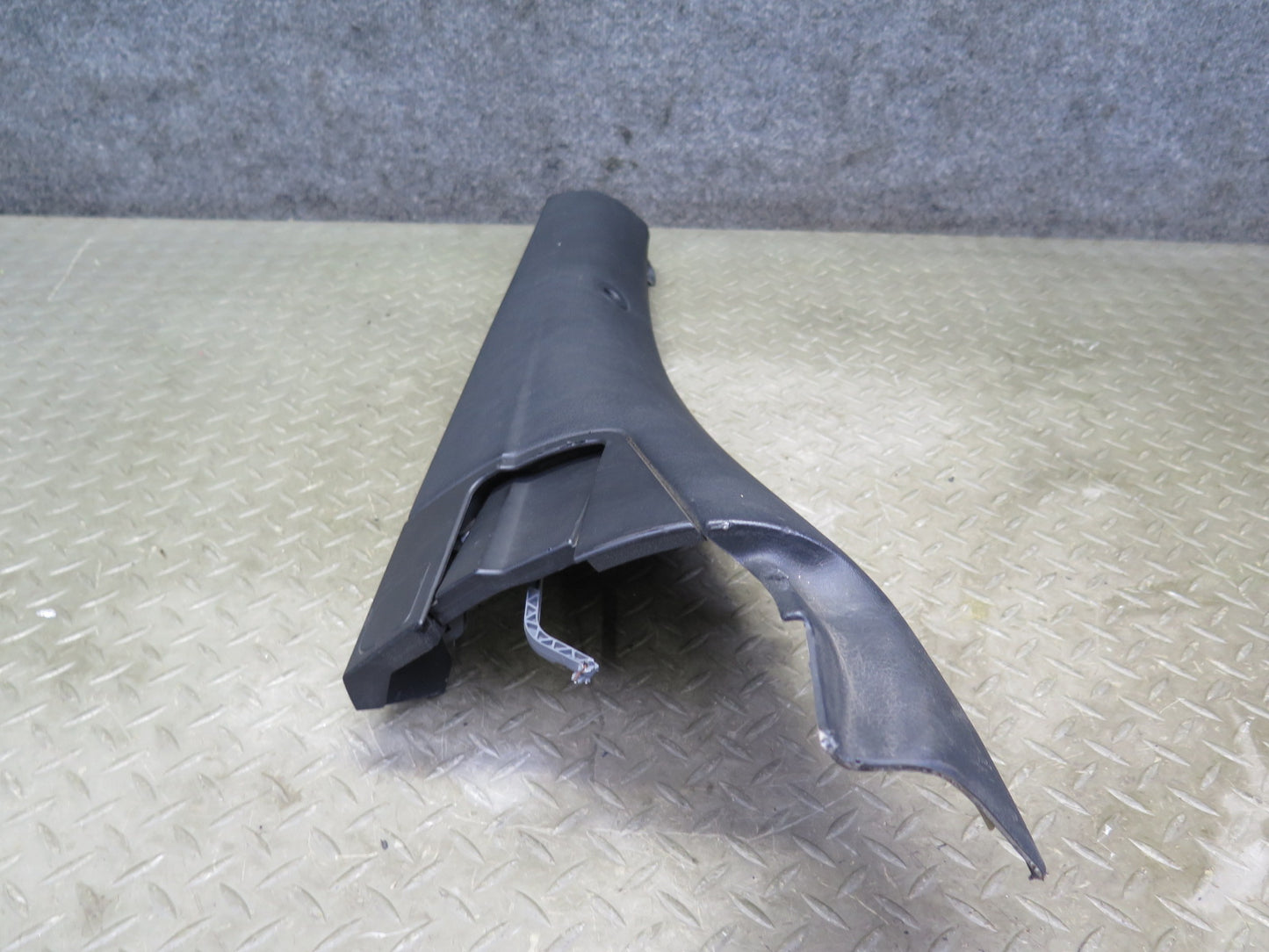 04-06 BMW E46 330ci Convertible Rear Left & Right Lateral Trim Cover Set OEM