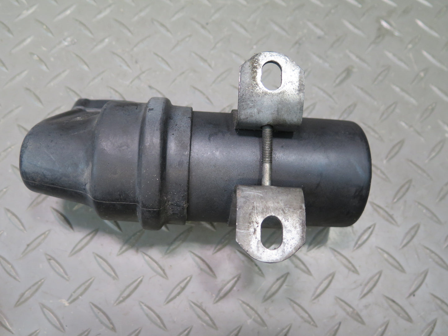 81-85 Mercedes R107 380SL M116.962  Ignition Coil w Protective Cap & Mount OEM