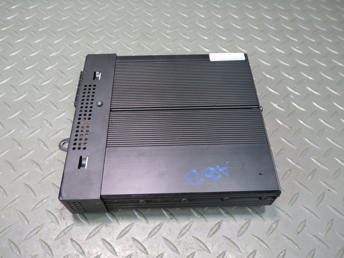 01-06 BMW E46 330ci Convert Harman Kardon Hi-fi Audio Amplifier AMP 8380068 OEM