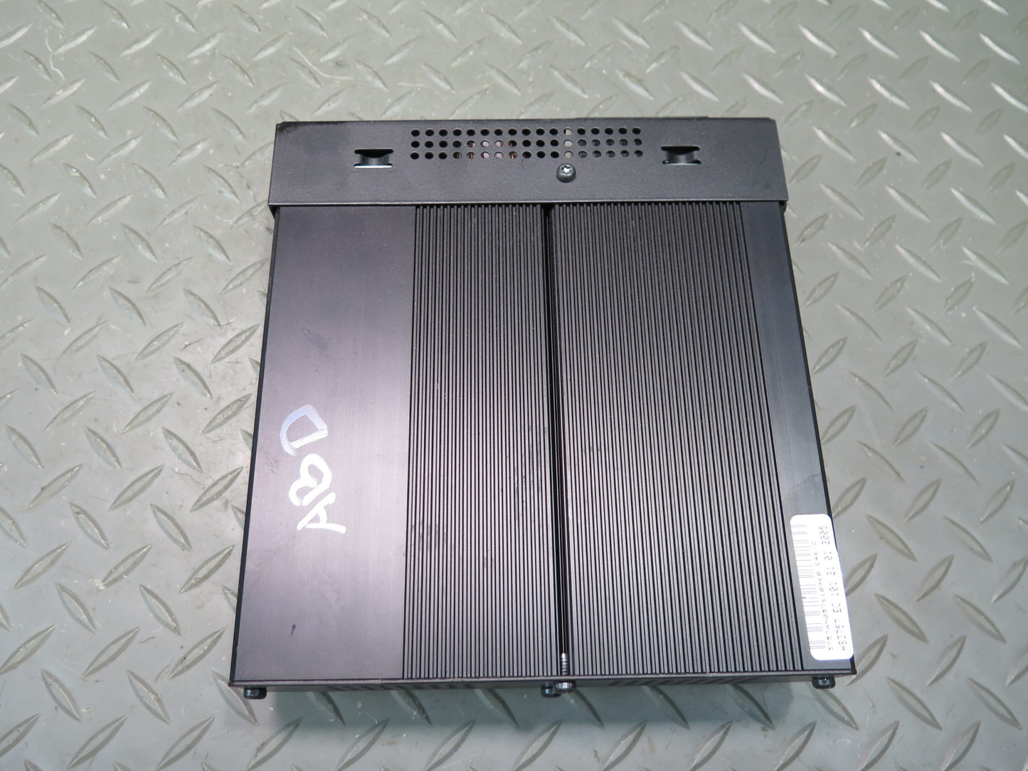 01-06 BMW E46 330ci Convert Harman Kardon Hi-fi Audio Amplifier AMP 8380068 OEM