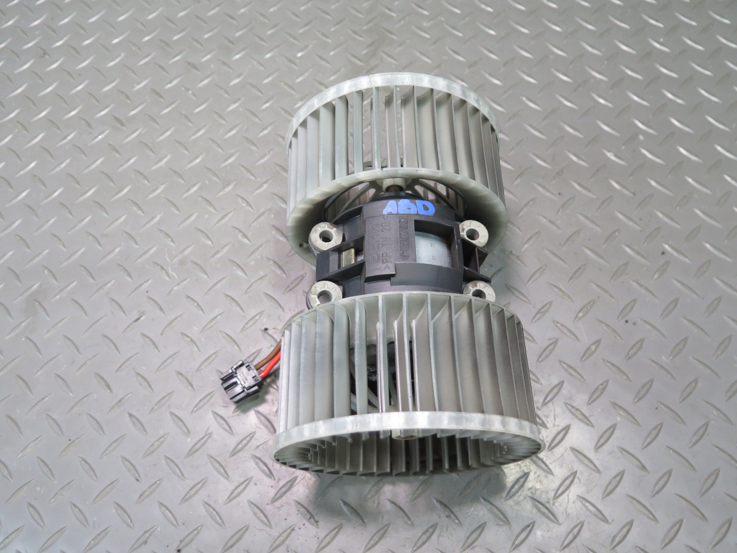 01-06 BMW E46 330ci A/C Heater Blower Motor Fan w Resistor OEM