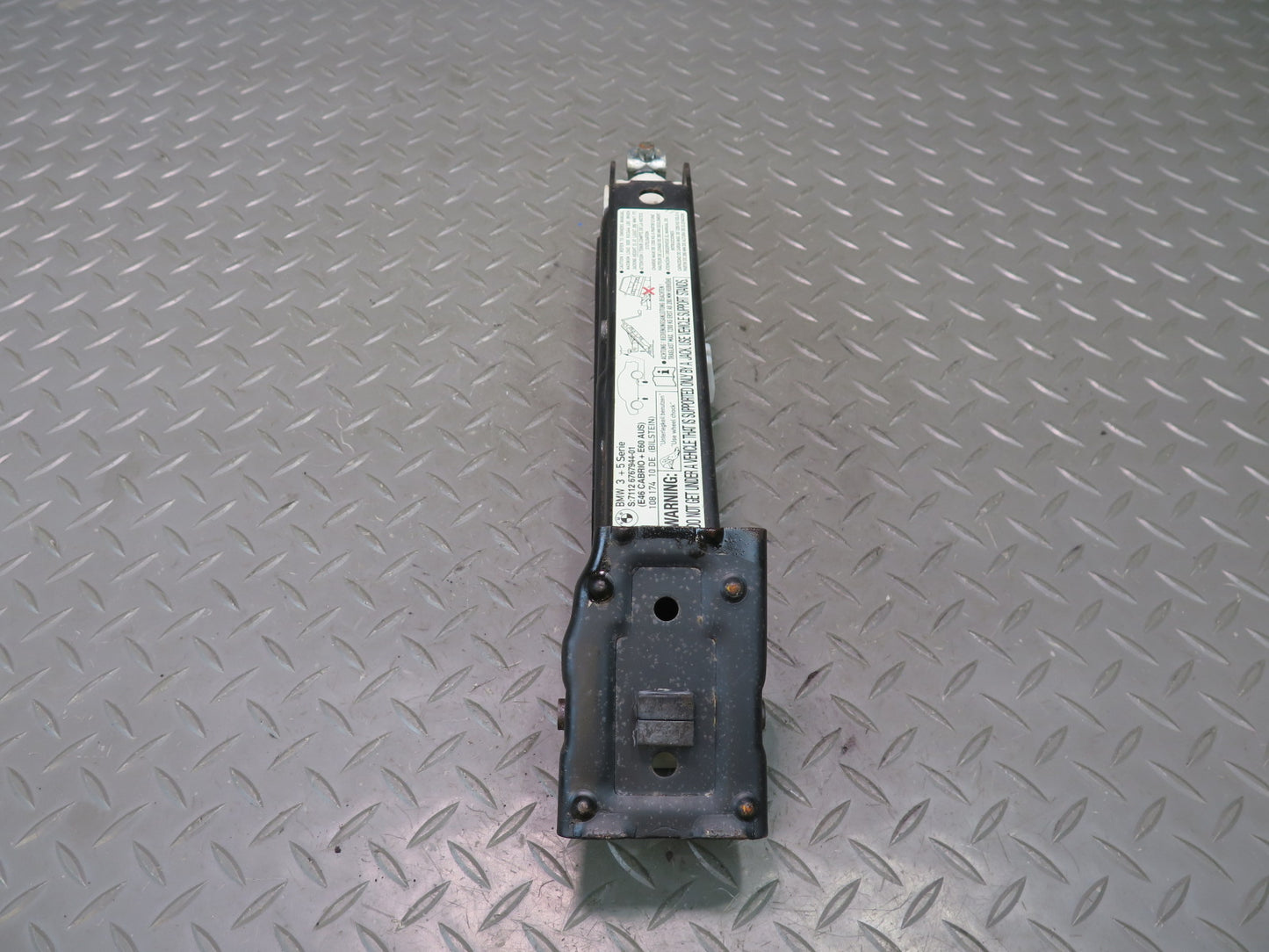 01-06 BMW E46 330ci Emergency Spare Tire Lift Jack Tool 6767944 OEM