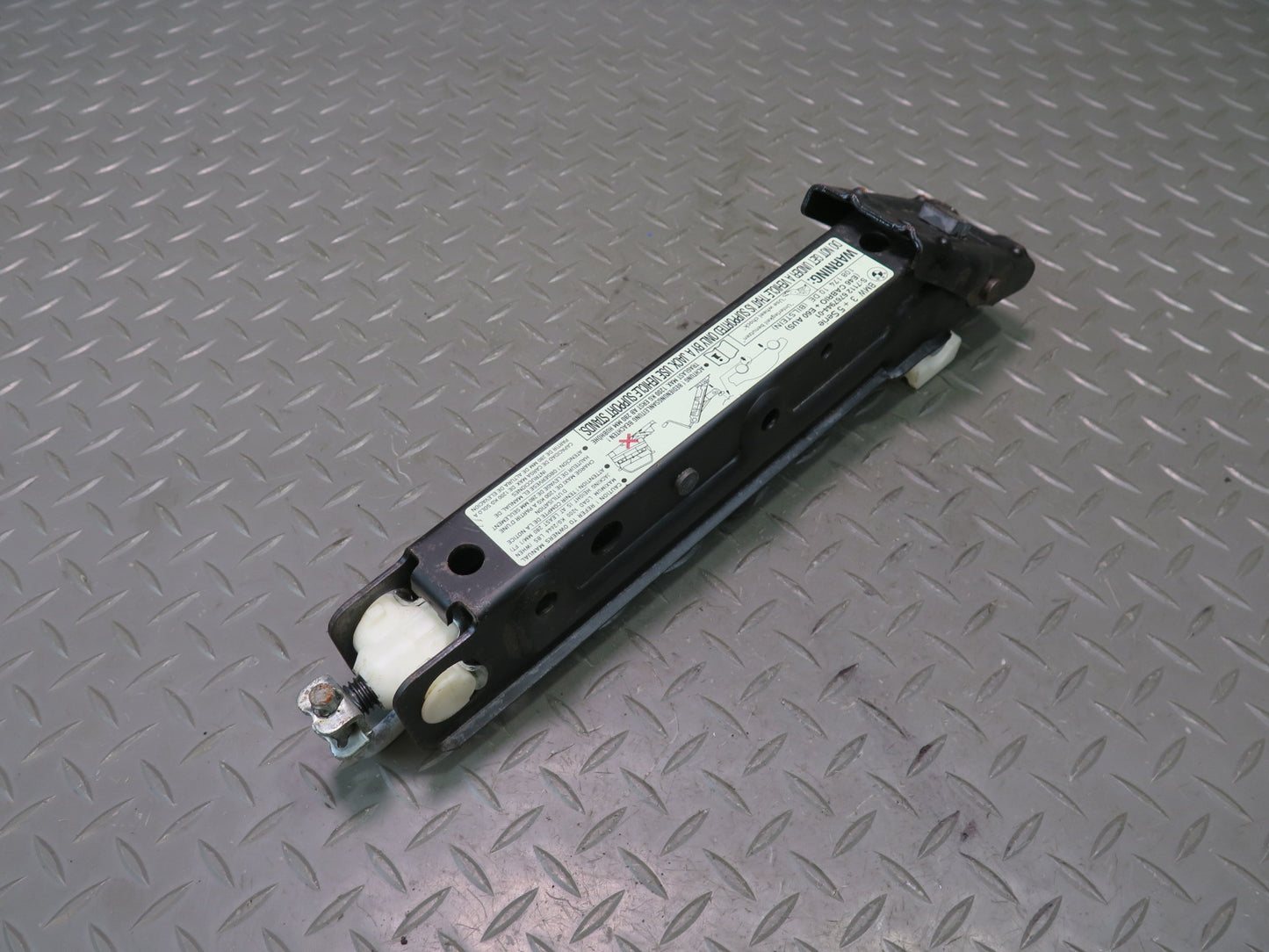 01-06 BMW E46 330ci Emergency Spare Tire Lift Jack Tool 6767944 OEM