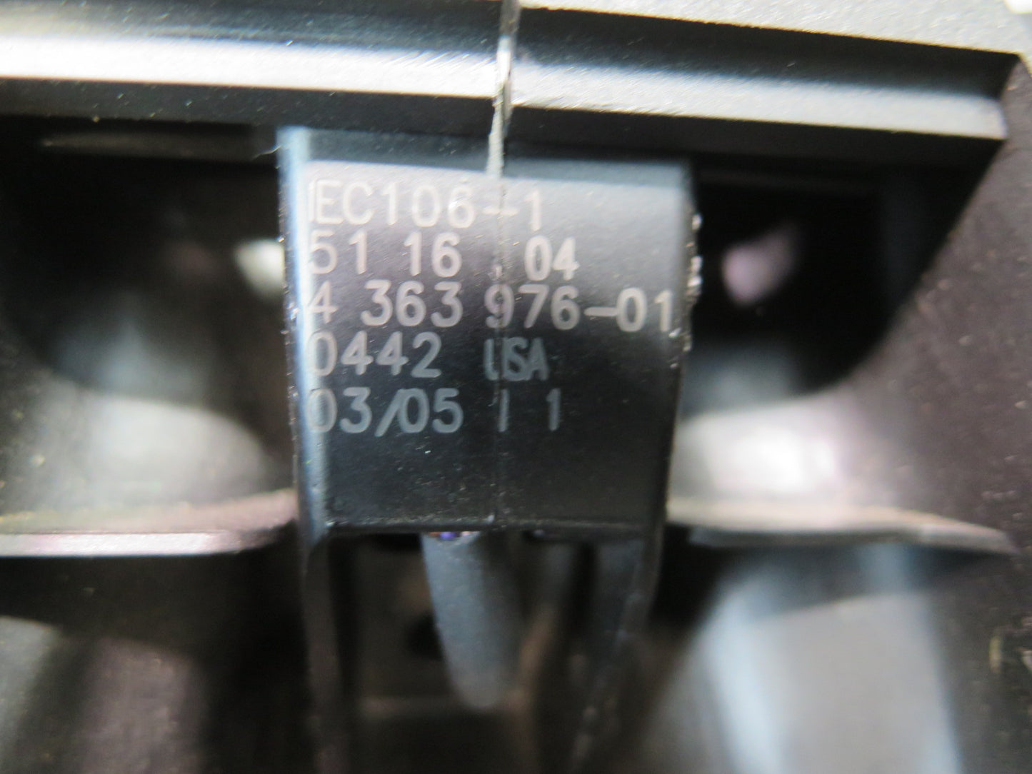 01-06 BMW E46 330ci Convert Auto Dim Interior Rear View Mirror w Homelink OEM