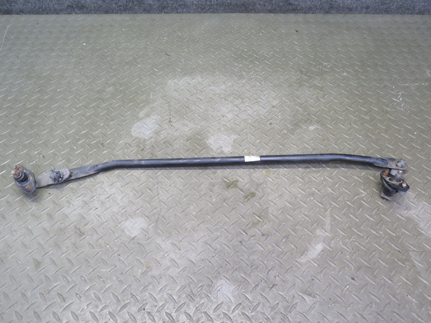 84-89 Nissan Z31 300ZX Windshield Wiper Transmission Linkage w Motor Set OEM