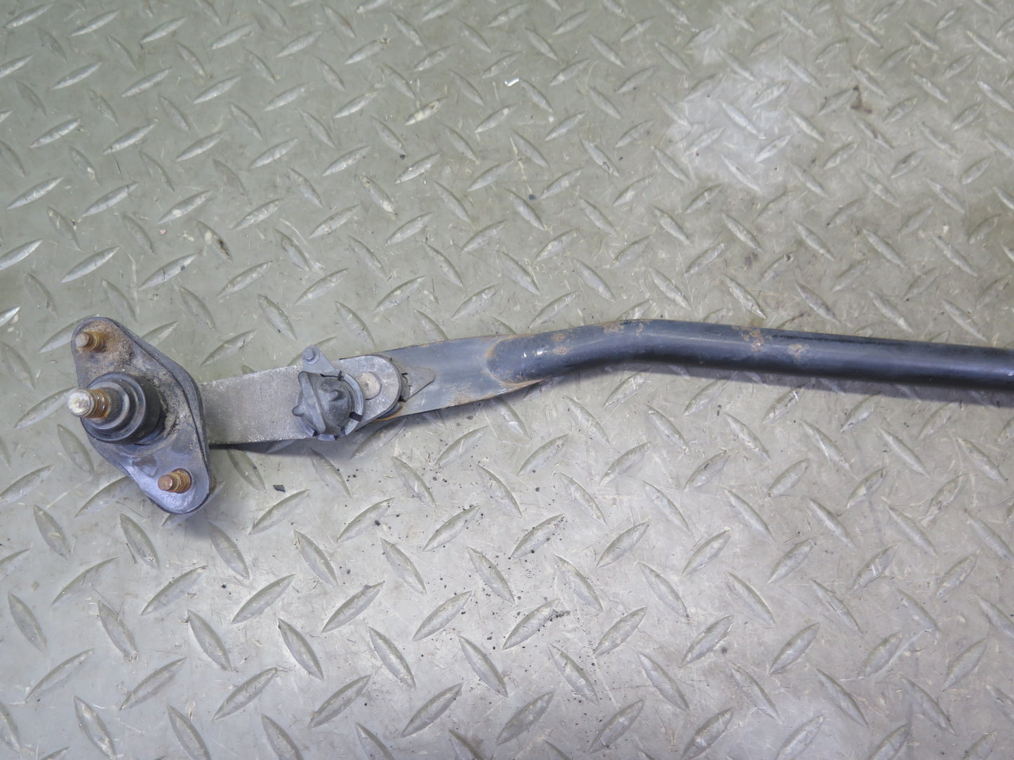 84-89 Nissan Z31 300ZX Windshield Wiper Transmission Linkage w Motor Set OEM