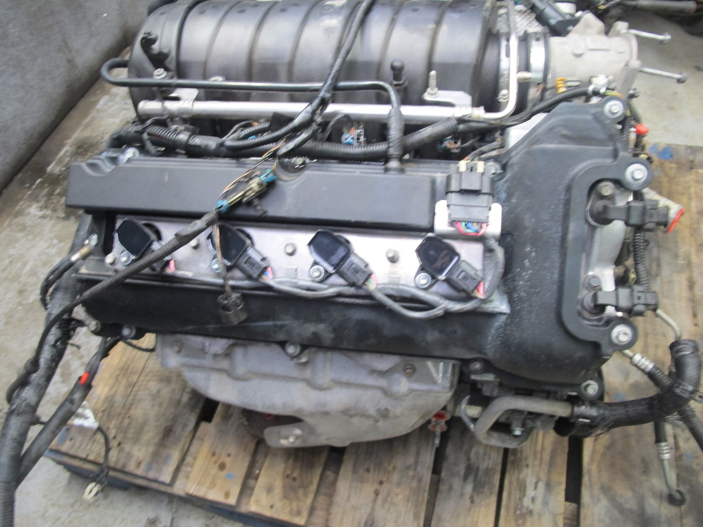 2005 Cadillac XLR 4.6L LH2 RWD VIN A 8TH Digit Complete Engine Motor 107K Miles