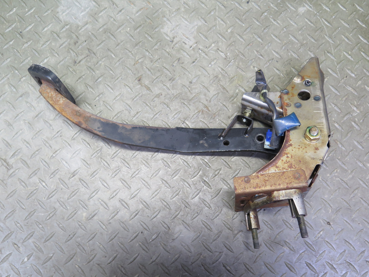 84-86 Nissan Z31 300ZX M/T Gas Brake Stop Clutch Pedal Set of 3 OEM