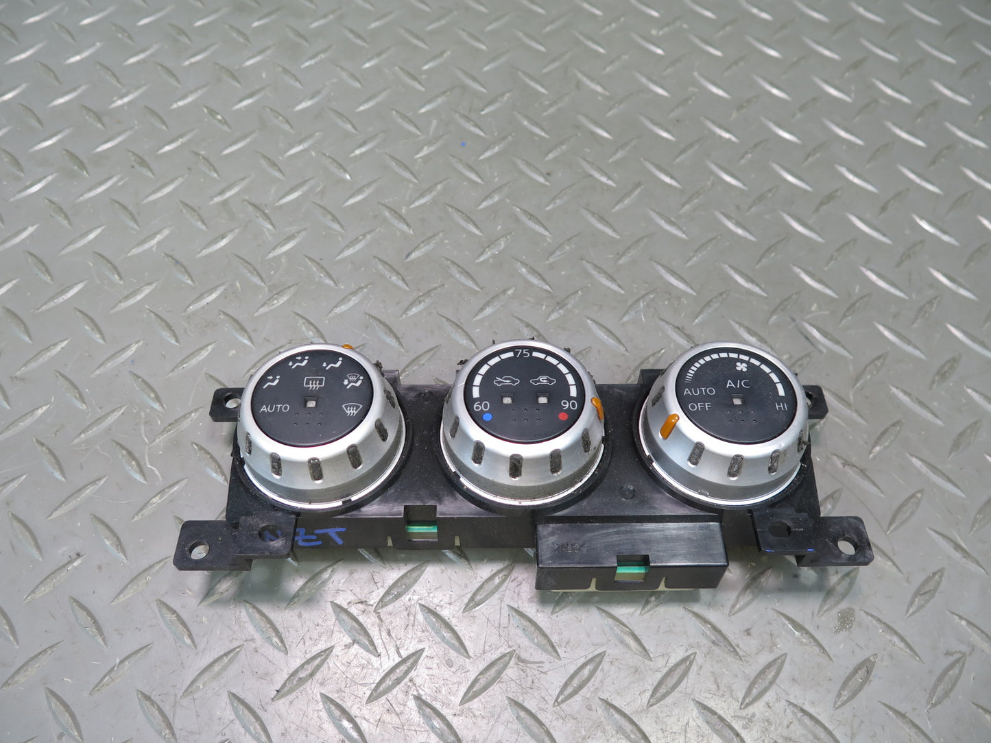 07-09 Nissan Z33 350Z Convertible A/C Heater Climate Control Switch Panel OEM