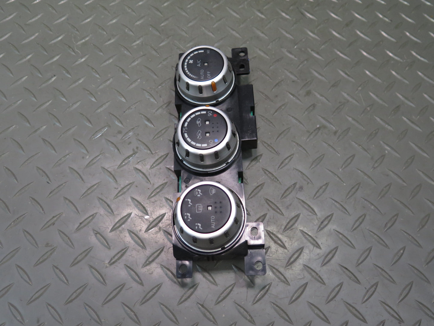 07-09 Nissan Z33 350Z Convertible A/C Heater Climate Control Switch Panel OEM