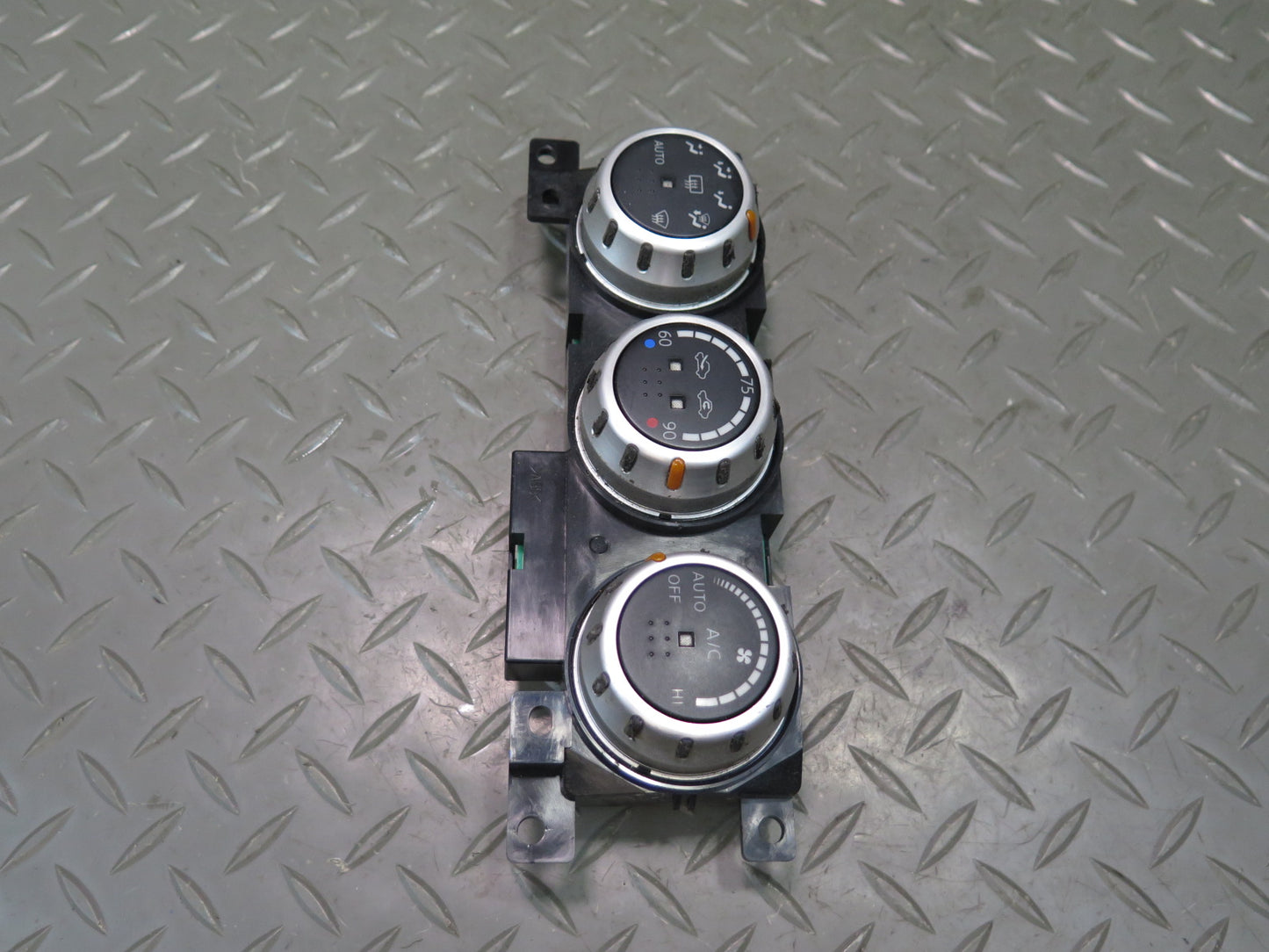 07-09 Nissan Z33 350Z Convertible A/C Heater Climate Control Switch Panel OEM