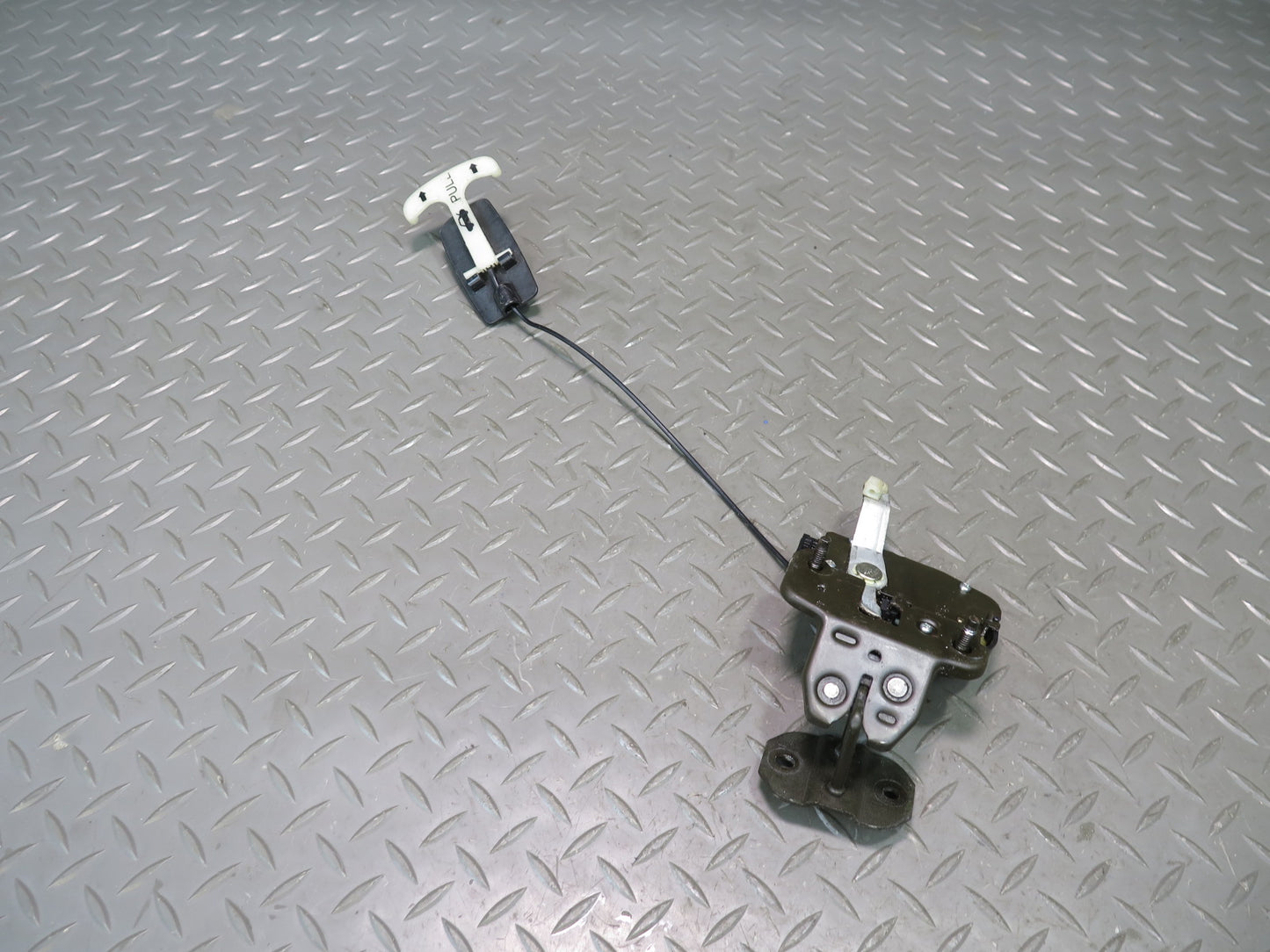 04-09 Nissan 350Z Z33 Convertible Rear Trunk Lid Lock Latch Actuator OEM