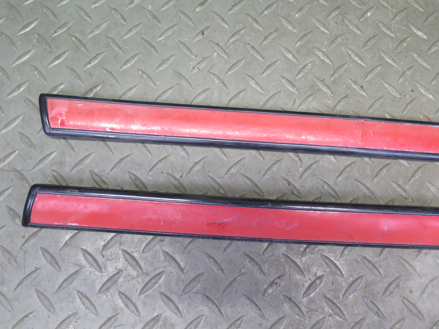 1986 Nissan 300ZX Z31 2+0 Set of 5 Left Right Door Fender Molding Trim RED OEM