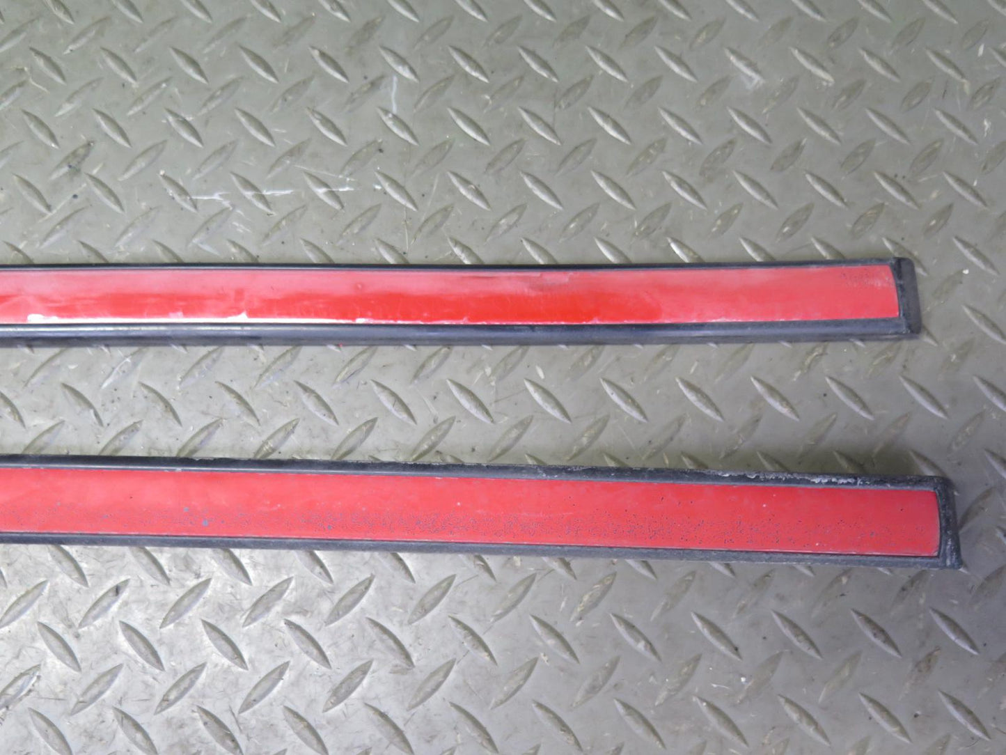 1986 Nissan 300ZX Z31 2+0 Set of 5 Left Right Door Fender Molding Trim RED OEM