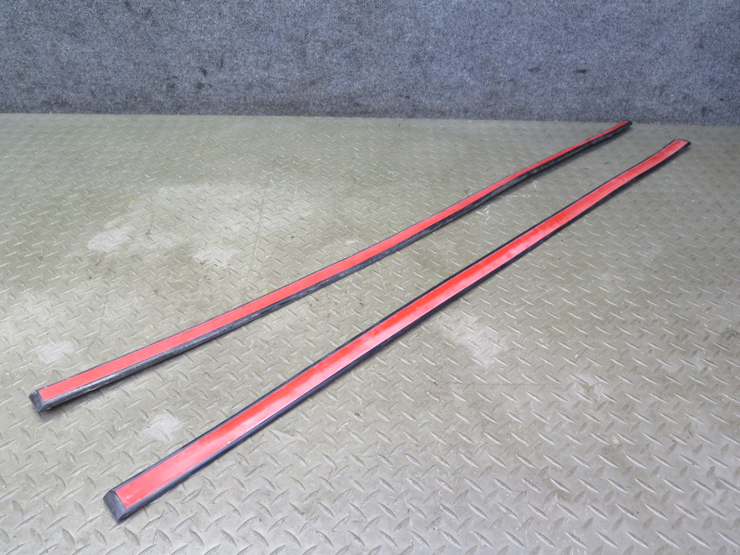 1986 Nissan 300ZX Z31 2+0 Set of 5 Left Right Door Fender Molding Trim RED OEM