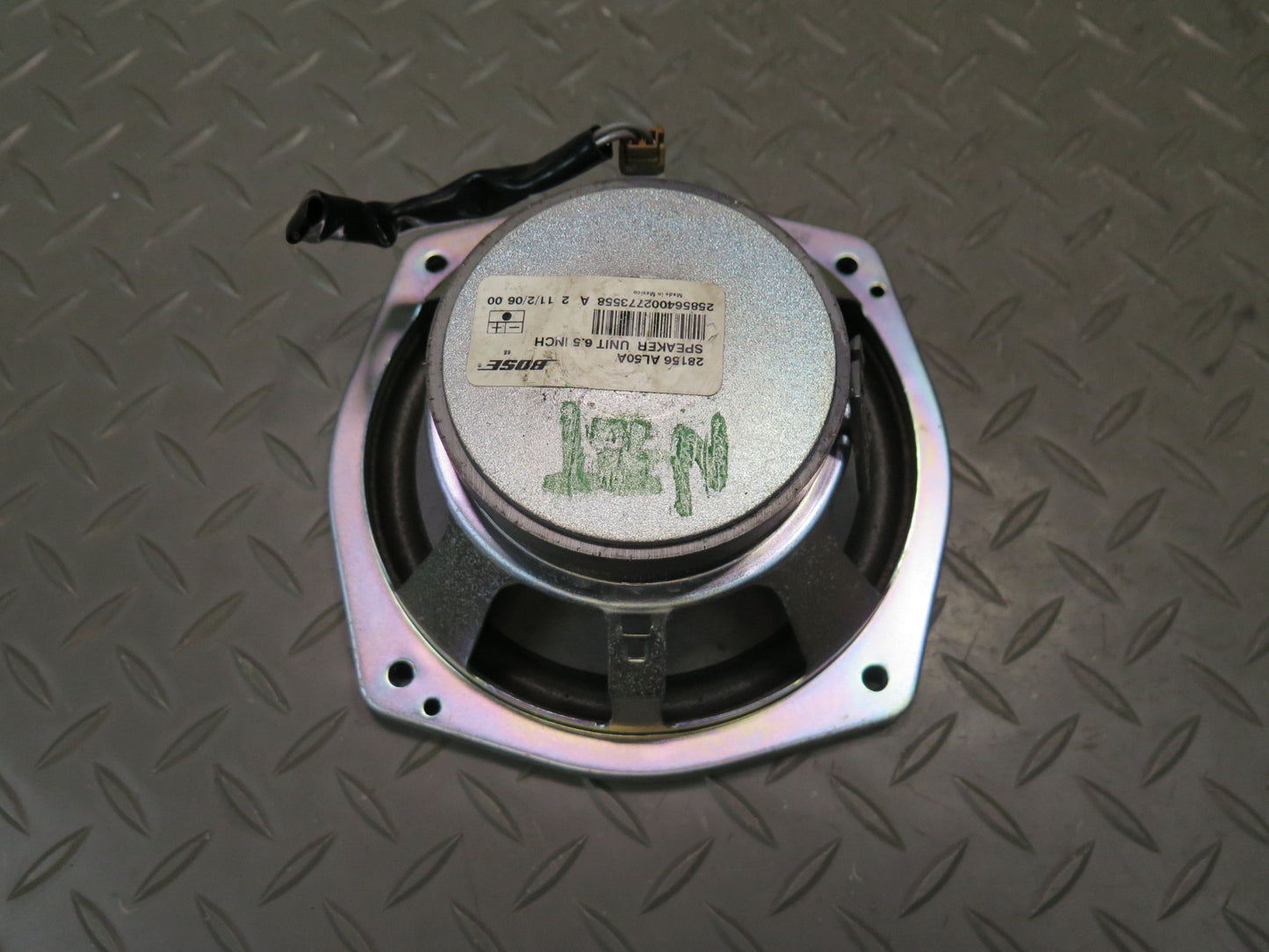04-09 Nissan 350Z Z33 Convertible Rear Deck Left & Right Bose Speaker Set OEM