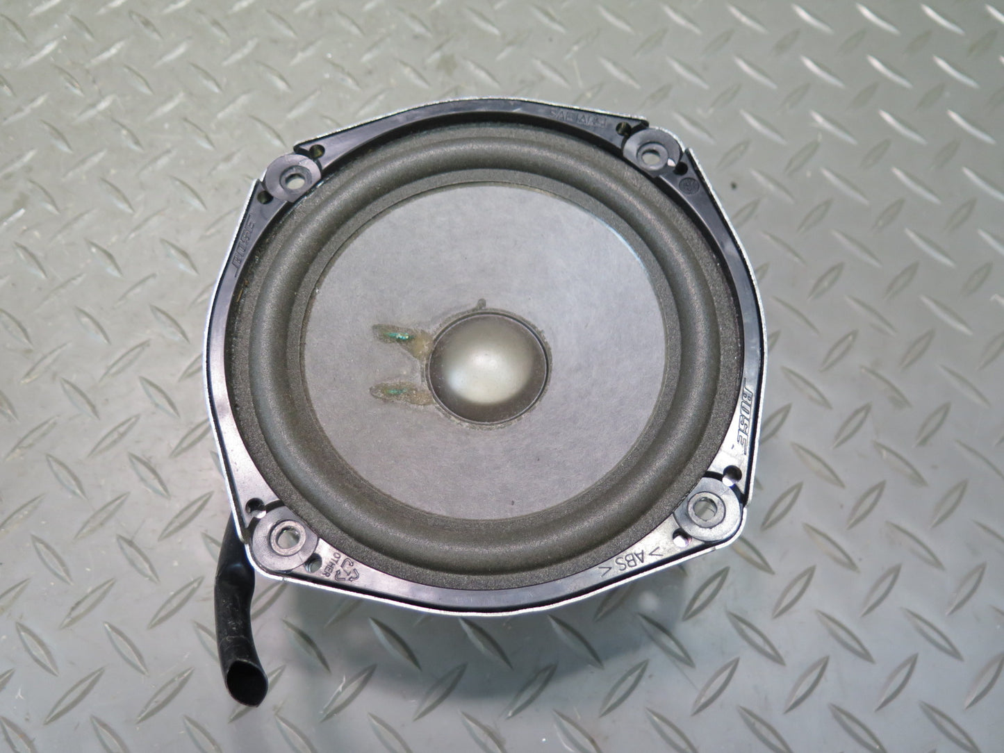 04-09 Nissan 350Z Z33 Convertible Rear Deck Left & Right Bose Speaker Set OEM