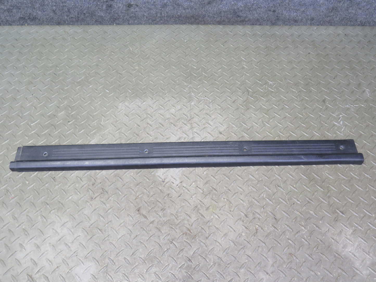 84-89 Nissan Z31 300ZX 2+0 Left Right Door Scuff Sill Plate Trim Panel Set OEM