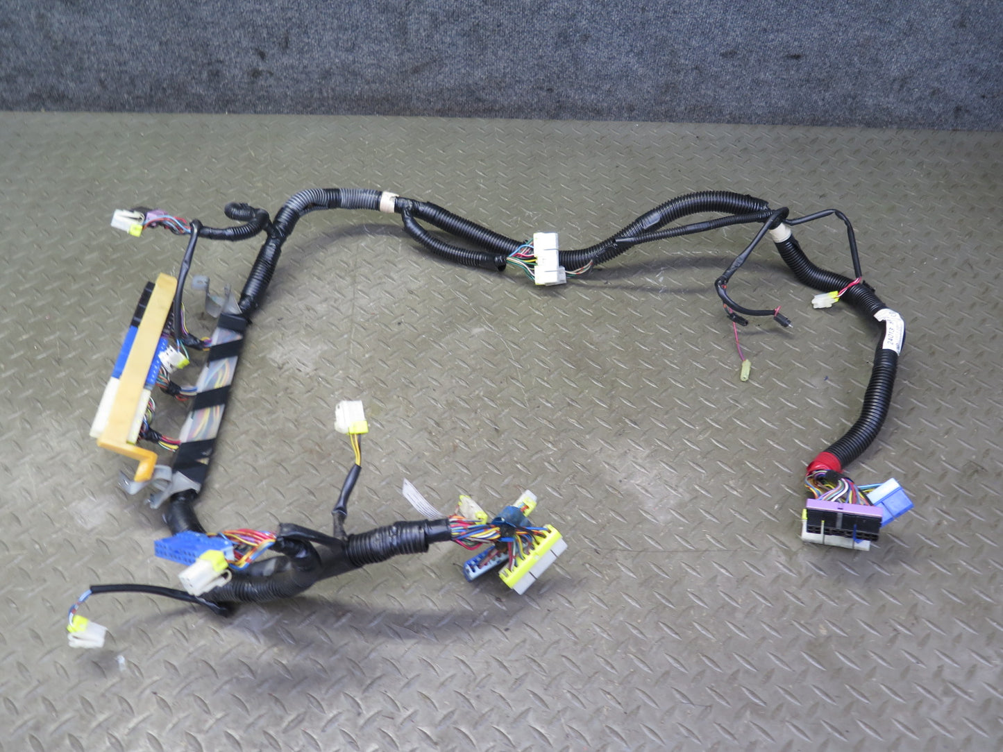 1986 Nissan Z31 300ZX Instrument Panel Dash Wire Wiring Harness OEM