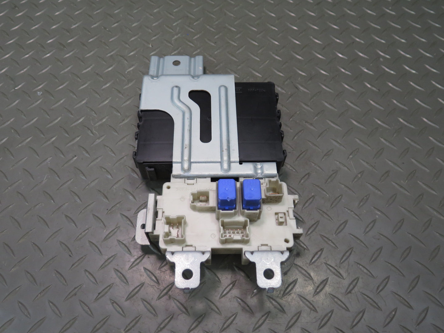 07-09 Nissan Z33 350Z Convertible BCM Body Control Module Unit w Fuse Box OEM