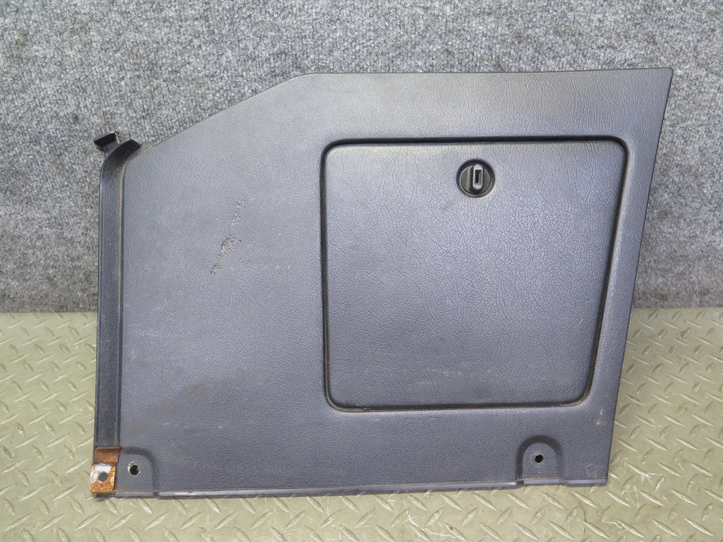 84-86 Nissan Z31 300ZX 2+0 Rear Left & Right Trunk Trim Cover Panel Set OEM