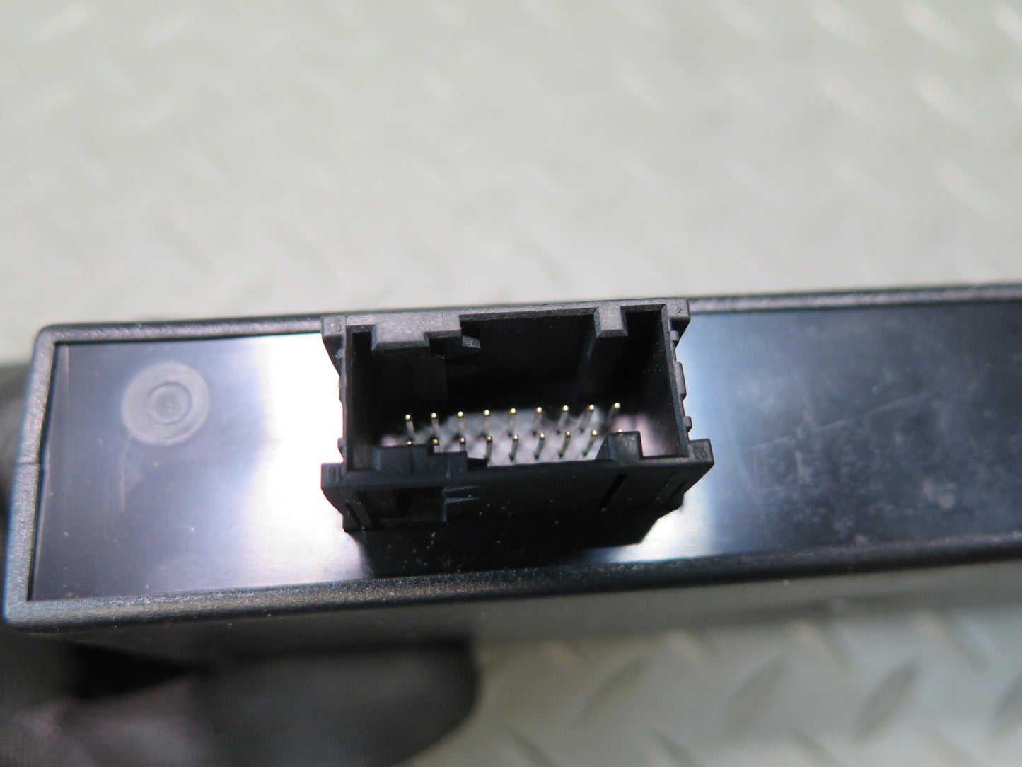 95-99 BMW E36 318ti Body Control  Module Unit GM4 Low BCM BCU 8369485 OEM