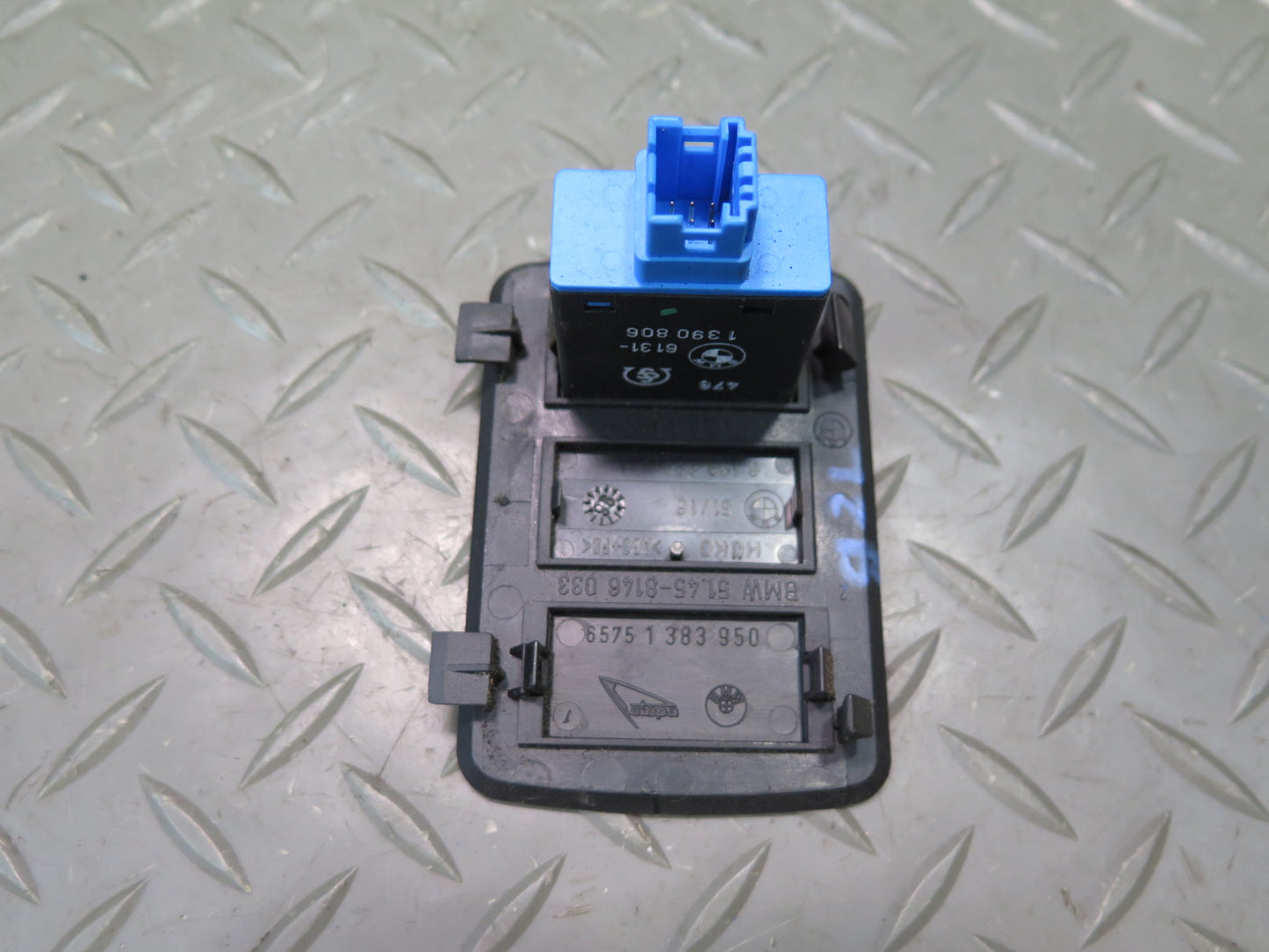 95-99 BMW E36 318ti ASC Control Button Switch Panel 1390806 OEM