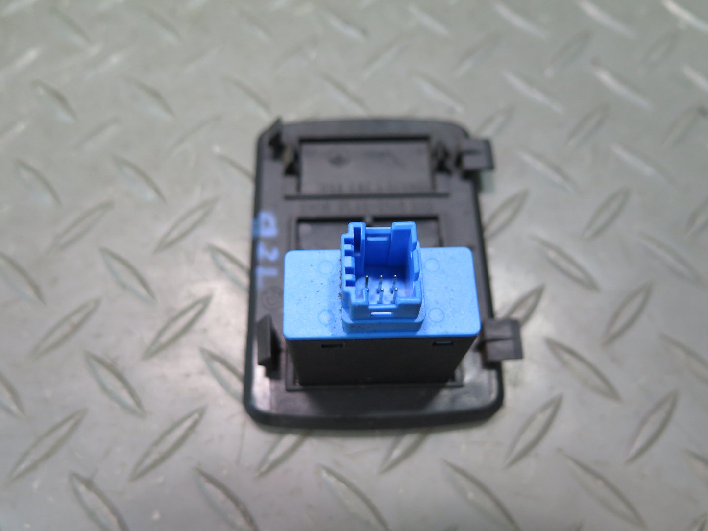 95-99 BMW E36 318ti ASC Control Button Switch Panel 1390806 OEM